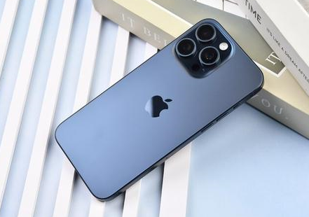 德州苹果维修点分享iPhone 15 Pro Max屏幕更换全新实操风险 
